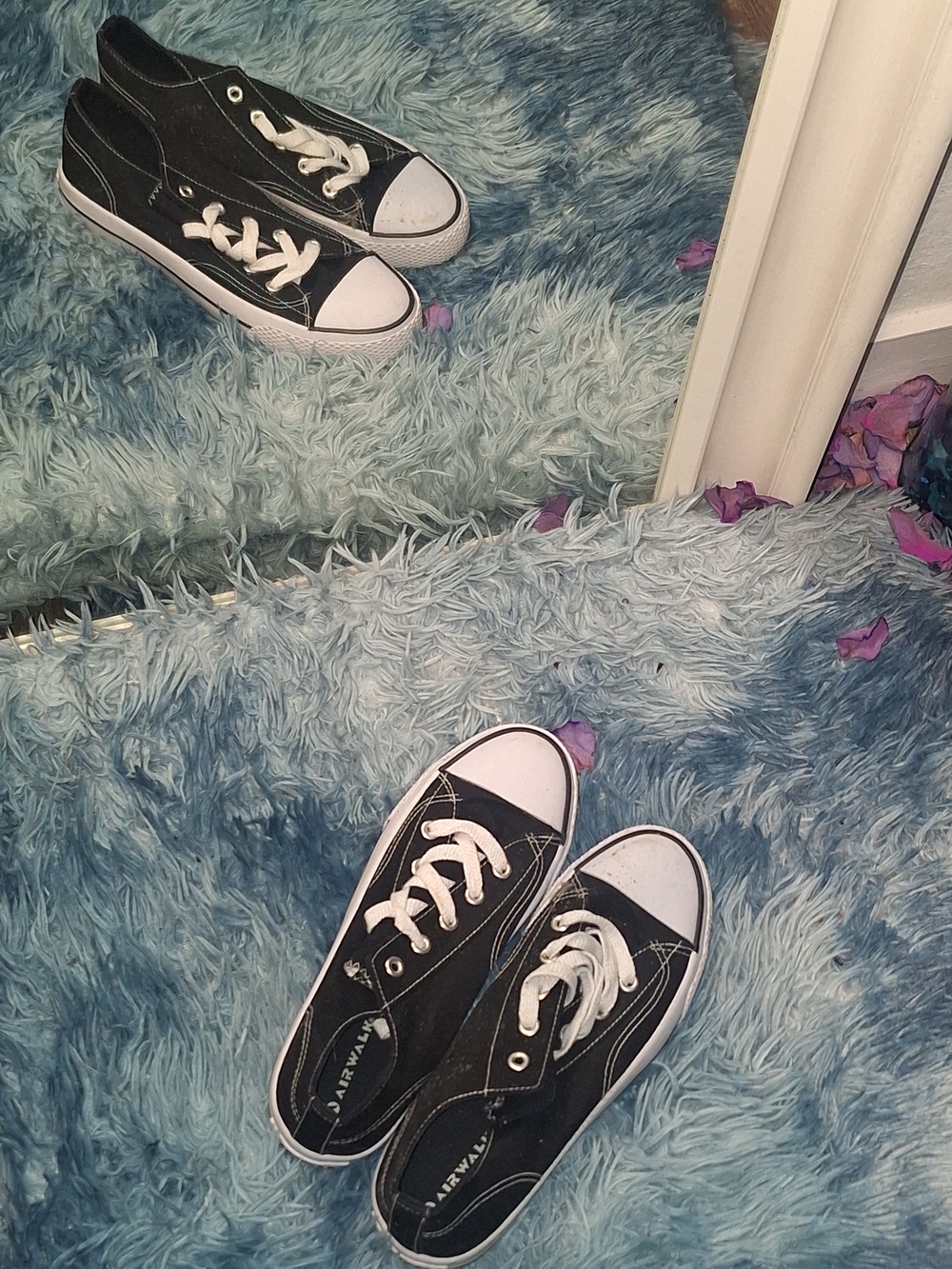 Airwalk Black and White Low-Top Sneakers